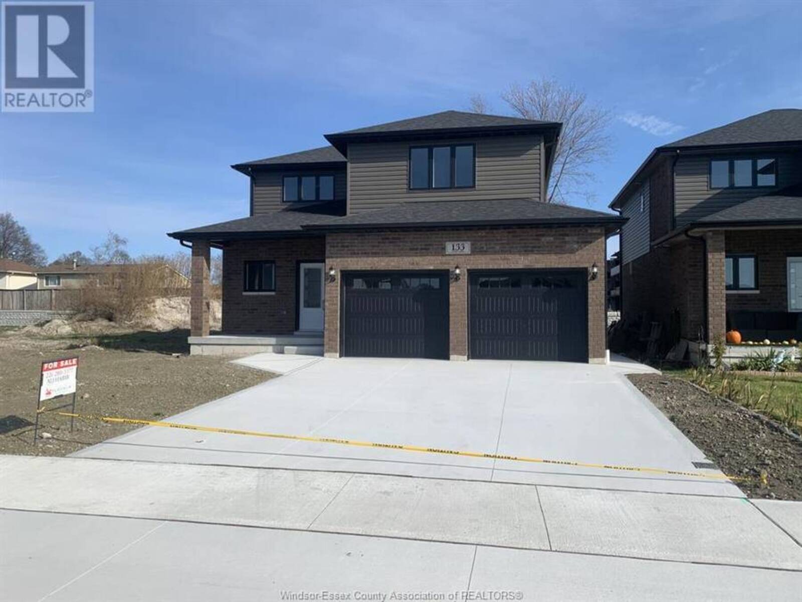 133 CHURCHILL PARK, Chatham, Ontario N7M 0R8