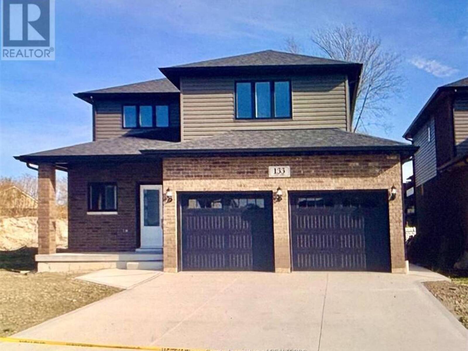 133 CHURCHILL PARK, Chatham, Ontario N7M 0R8