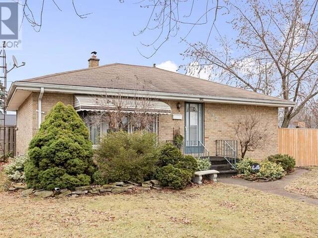 492 ISACK DRIVE Windsor Ontario, N8S 3W3