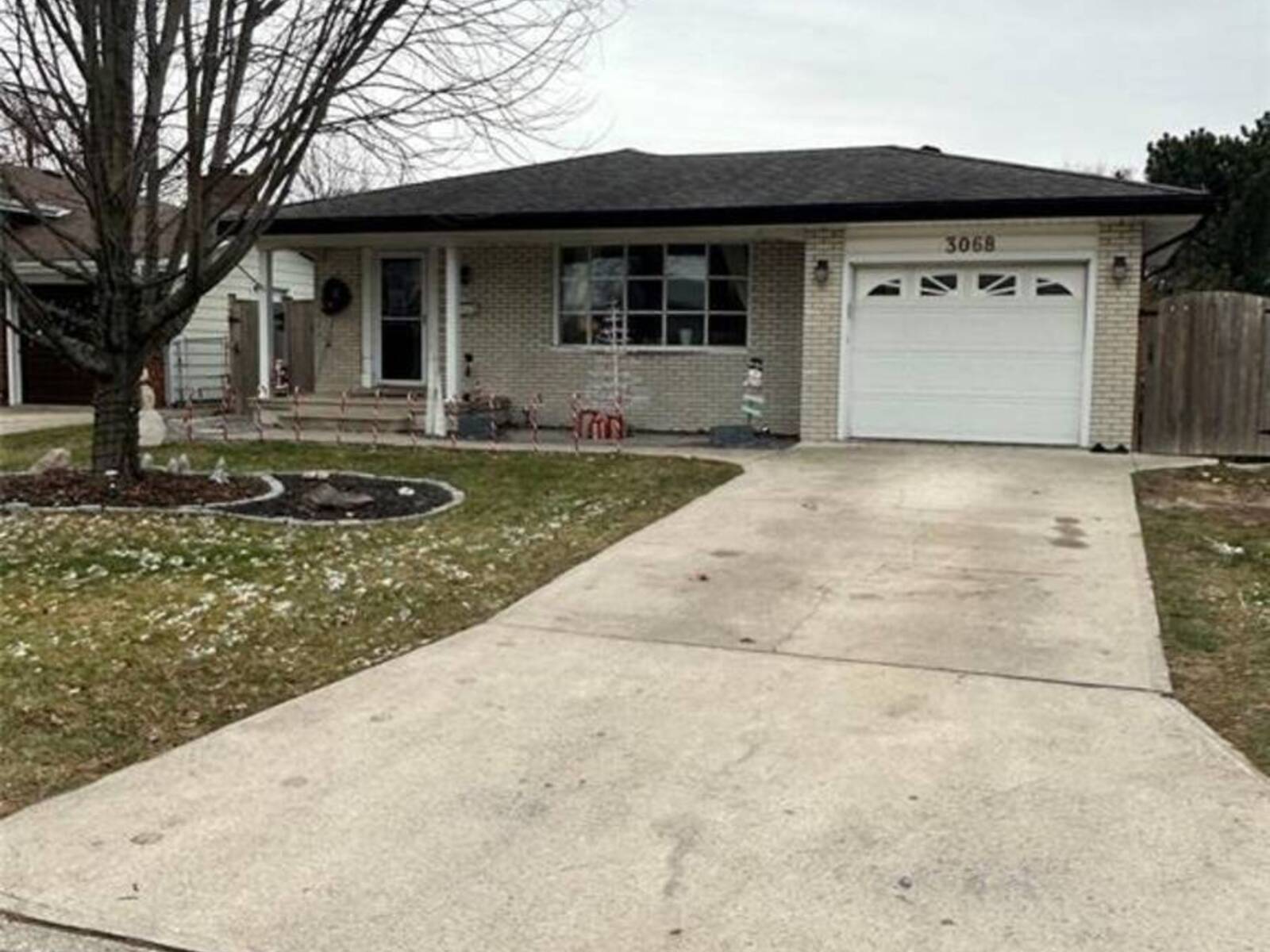 3068 RUSHTON DRIVE, Windsor, Ontario N8R 1M4