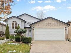 4686 BUNKER AVENUE Windsor Ontario, N9G 3A8