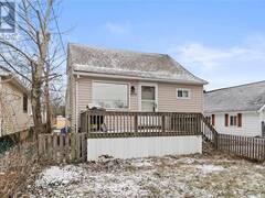 625 JACKSON STREET Essex Ontario, N0R 1G0