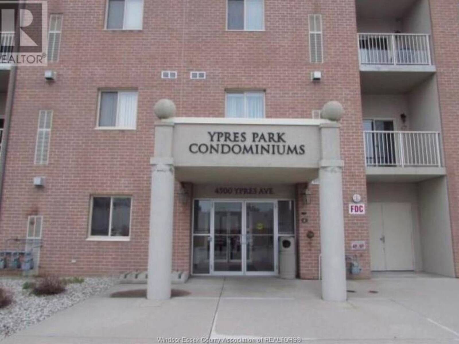 4500 YPRES BOULEVARD Unit# 311, Windsor, Ontario N8W 5X3