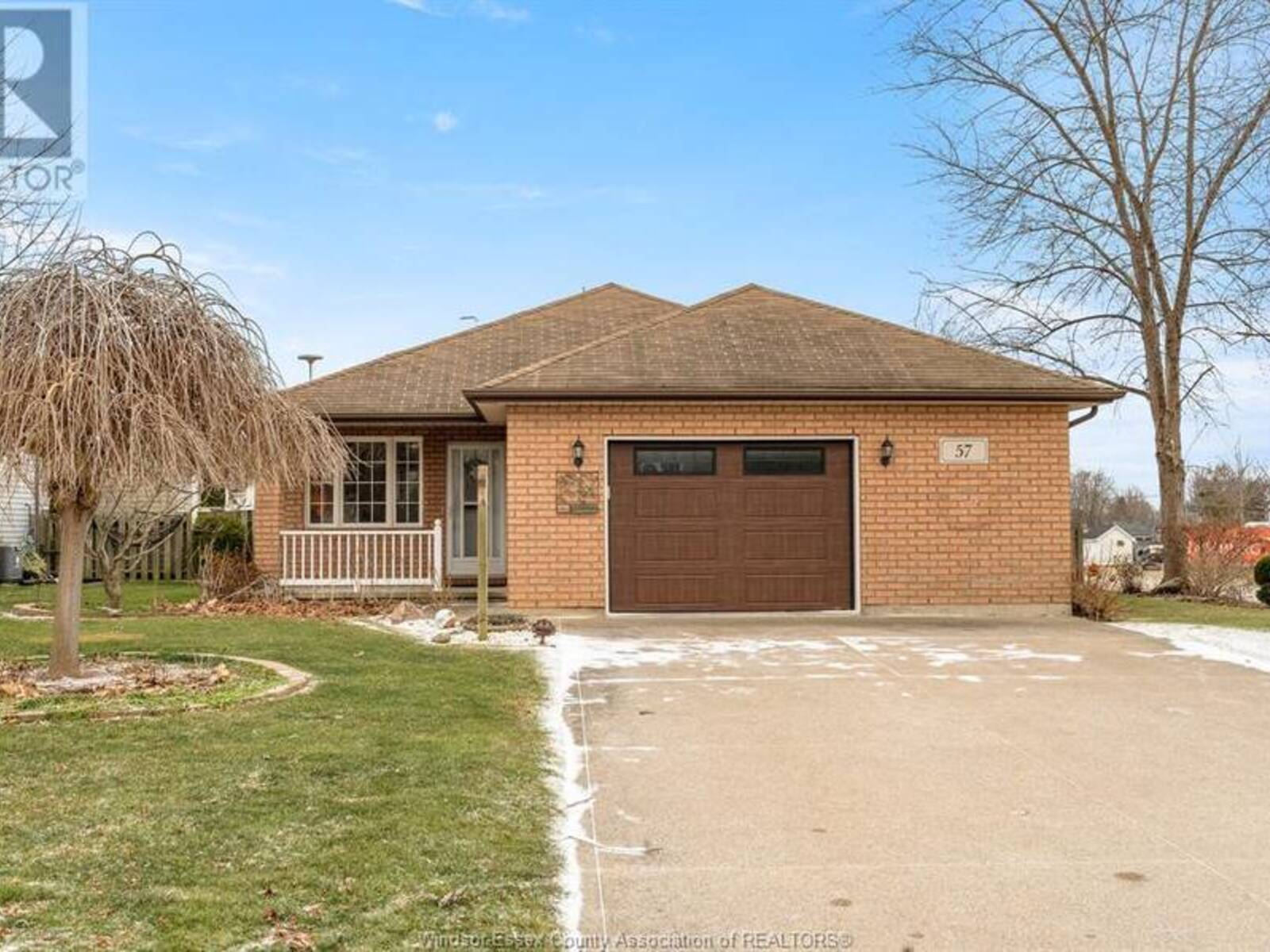 57 LAURA CRESCENT, Harrow, Ontario N0R 1G0