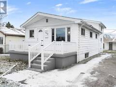 738 STANLEY Windsor Ontario, N8X 3B5