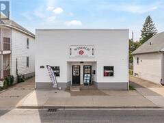 1623-25 DROUILLARD Windsor Ontario, N8Y 2S4