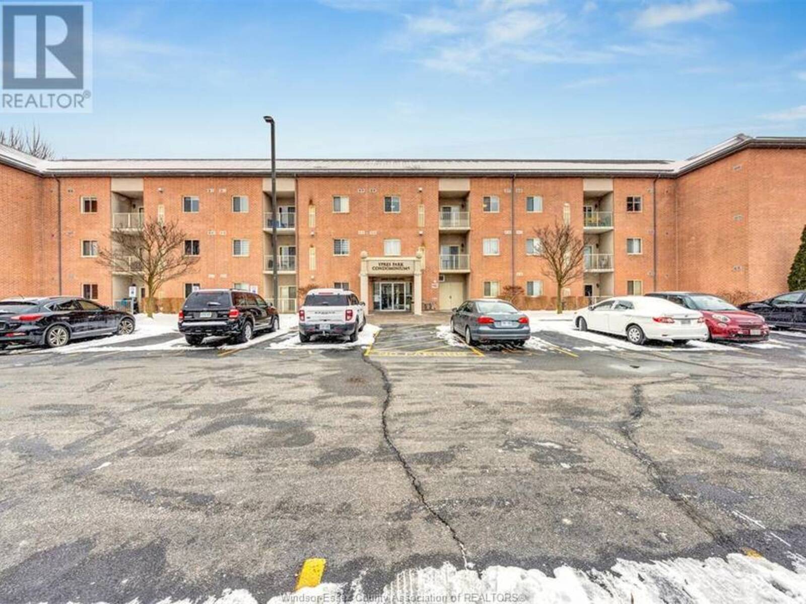 4500 YPRES Unit# 308, Windsor, Ontario N8W 5X3