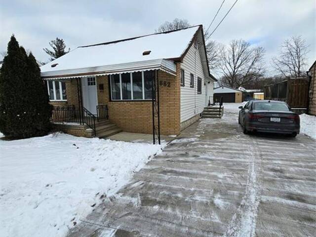 1882 JEFFERSON Windsor Ontario, N8T 2V8