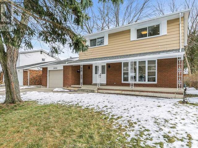 2894 GLENWOOD Windsor Ontario, N9E 2X8