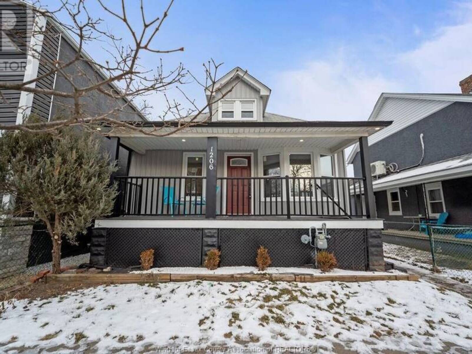 1206 MONMOUTH ROAD, Windsor, Ontario N8Y 3M1