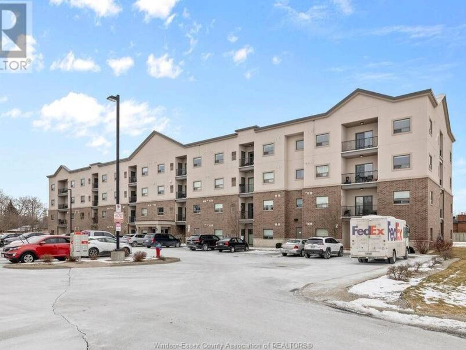 8475 WYANDOTTE STREET East Unit# 209, Windsor, Ontario N8S 0A4