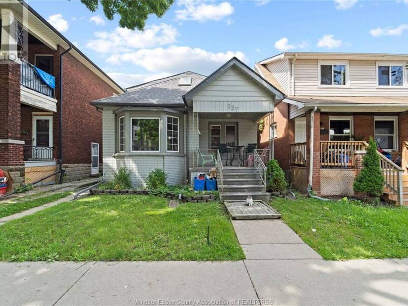 537 McEwan Ave, Windsor, Ontario N9B 2E7