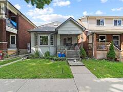 537 McEwan Ave Windsor Ontario, N9B 2E7