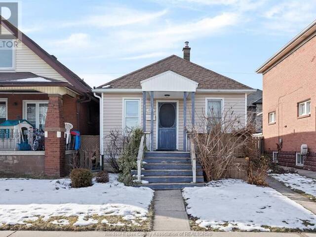 1545 LILLIAN Windsor Ontario, N8X 4X9