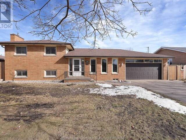 1442 PARTINGTON Windsor Ontario, N9B 2P8