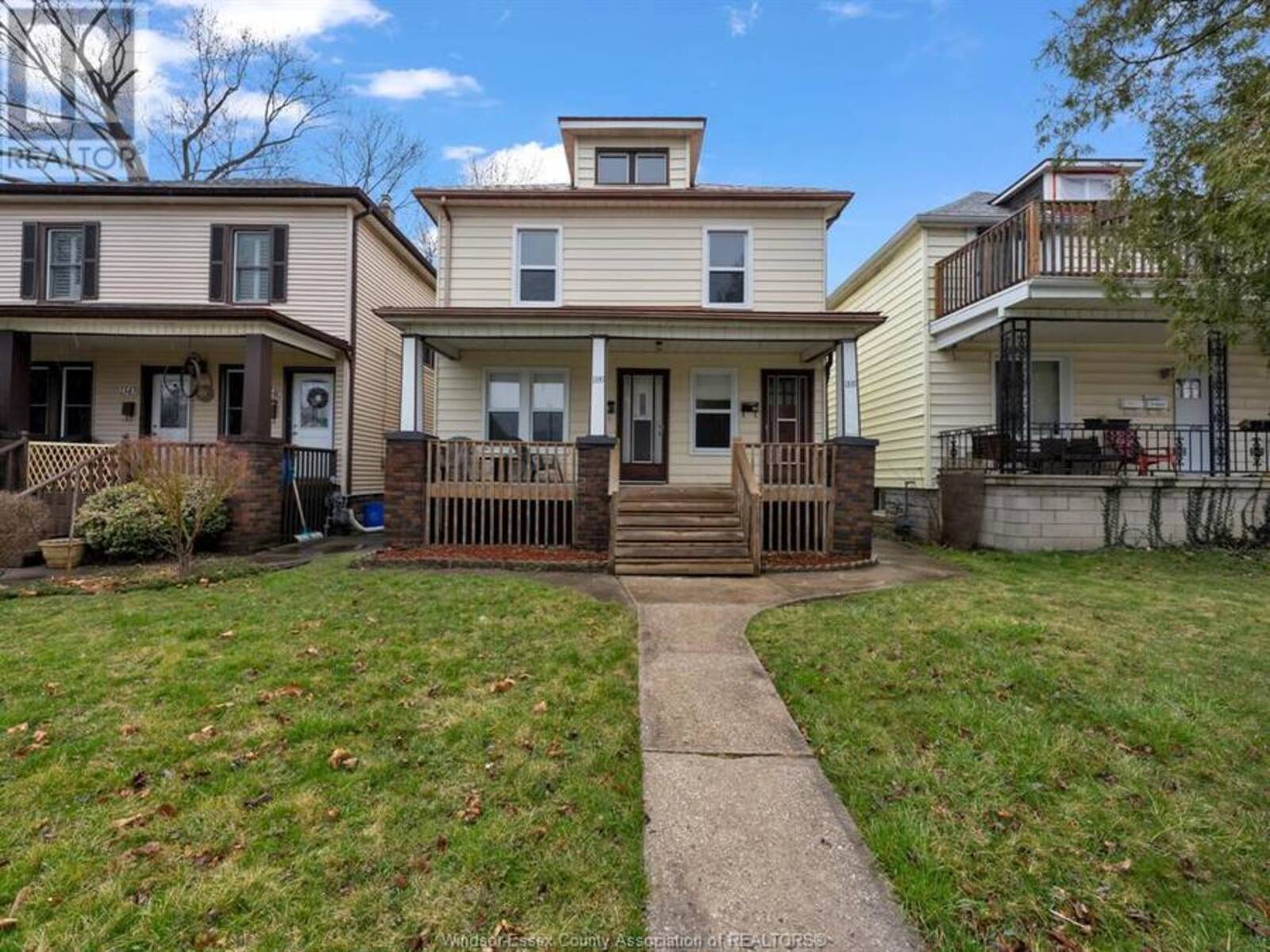 1339 BENJAMIN AVENUE, Windsor, Ontario N8X 4M8