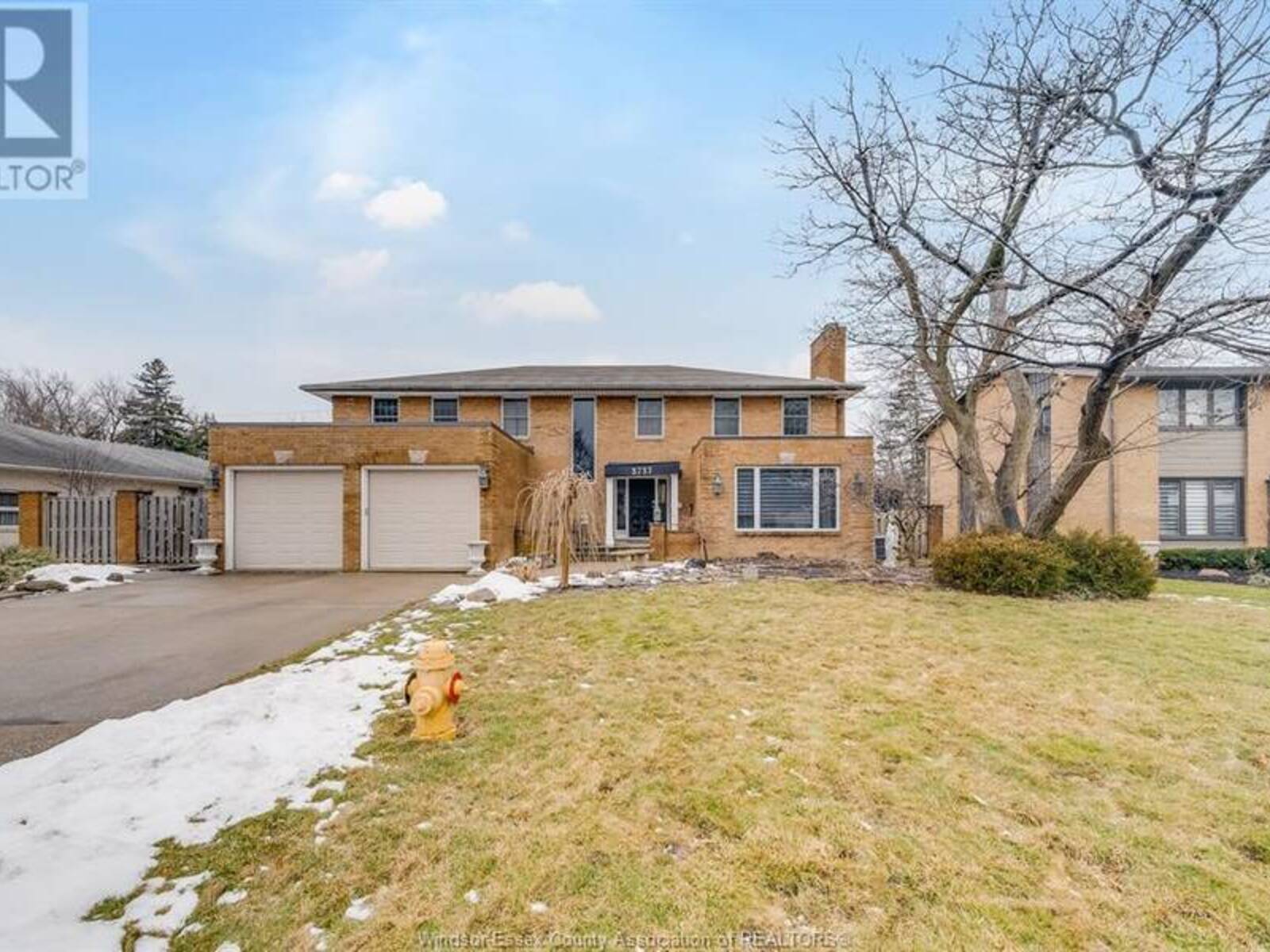 3737 HUNTINGTON AVENUE, Windsor, Ontario N9E 3N4