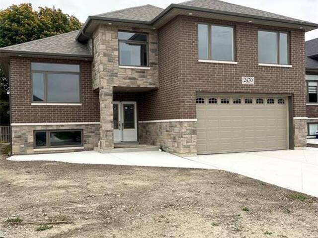 2470 ROXBOROUGH Windsor Ontario, N9E 0A9 - 7 Bedrooms Home For Sale