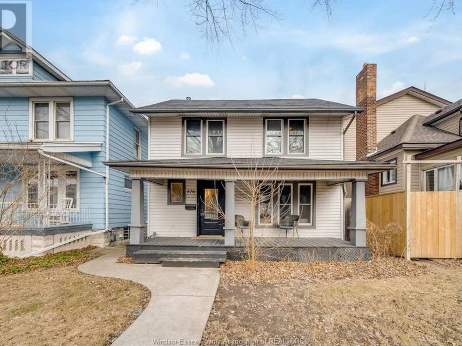 876 HALL AVENUE, Windsor, Ontario N9A 2M3