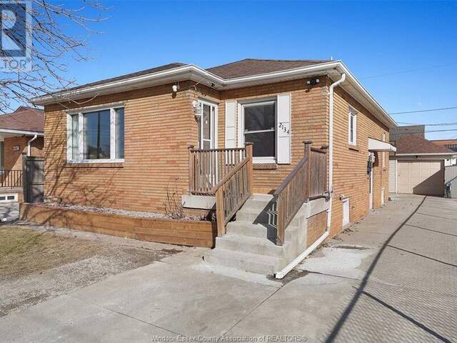 2134 Woodlawn Windsor Ontario, N8W 2H1 - 4 Bedrooms Home For Sale