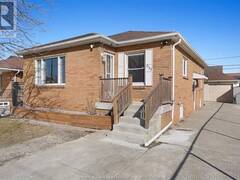 2134 Woodlawn Windsor Ontario, N8W 2H1