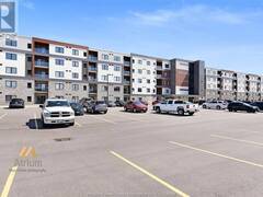 2550 SANDWICH WEST PARKWAY Unit# 216 LaSalle Ontario, N9E 0N4