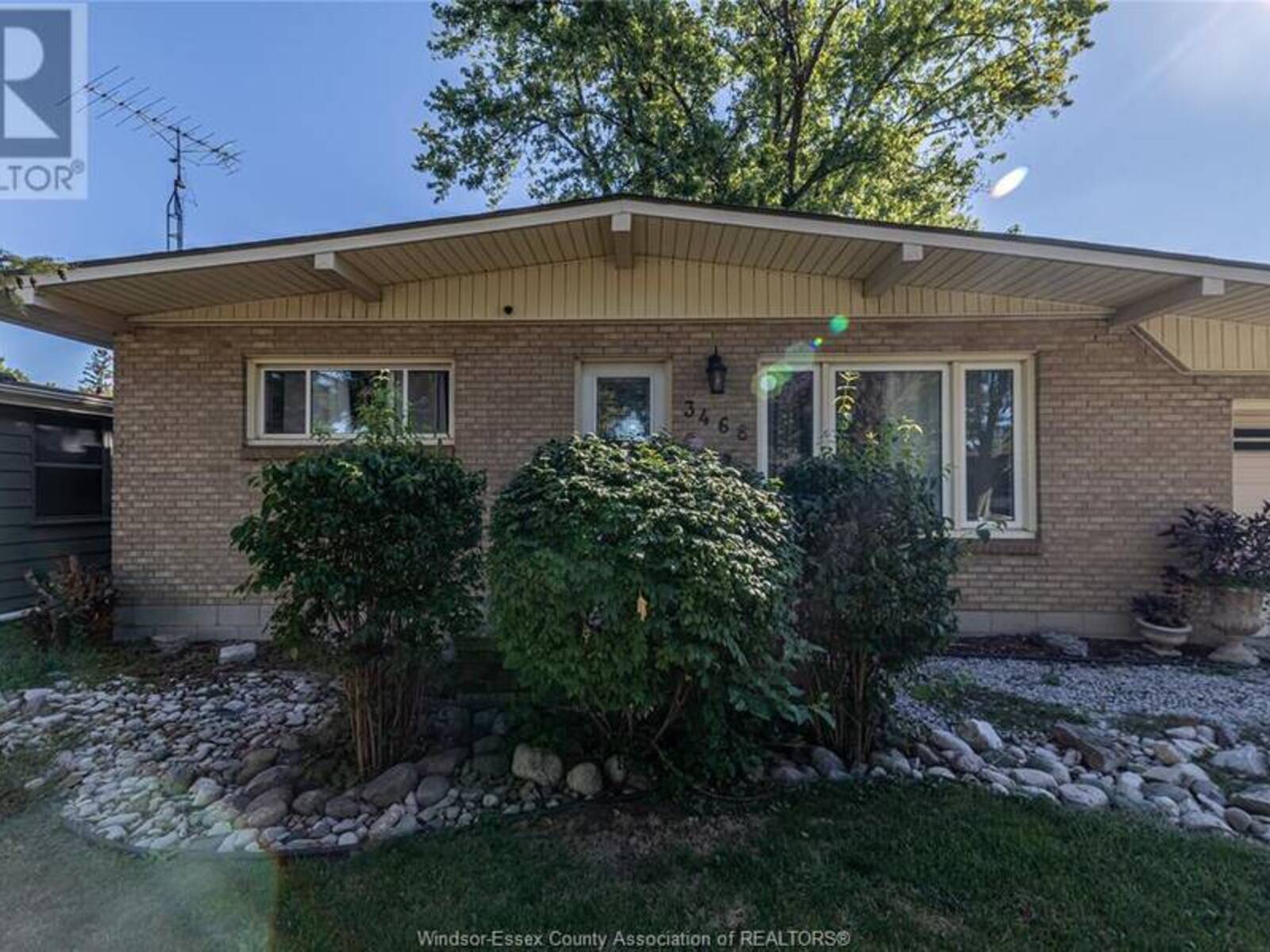 3468 BLISS ROAD, Windsor, Ontario N8W 3B6