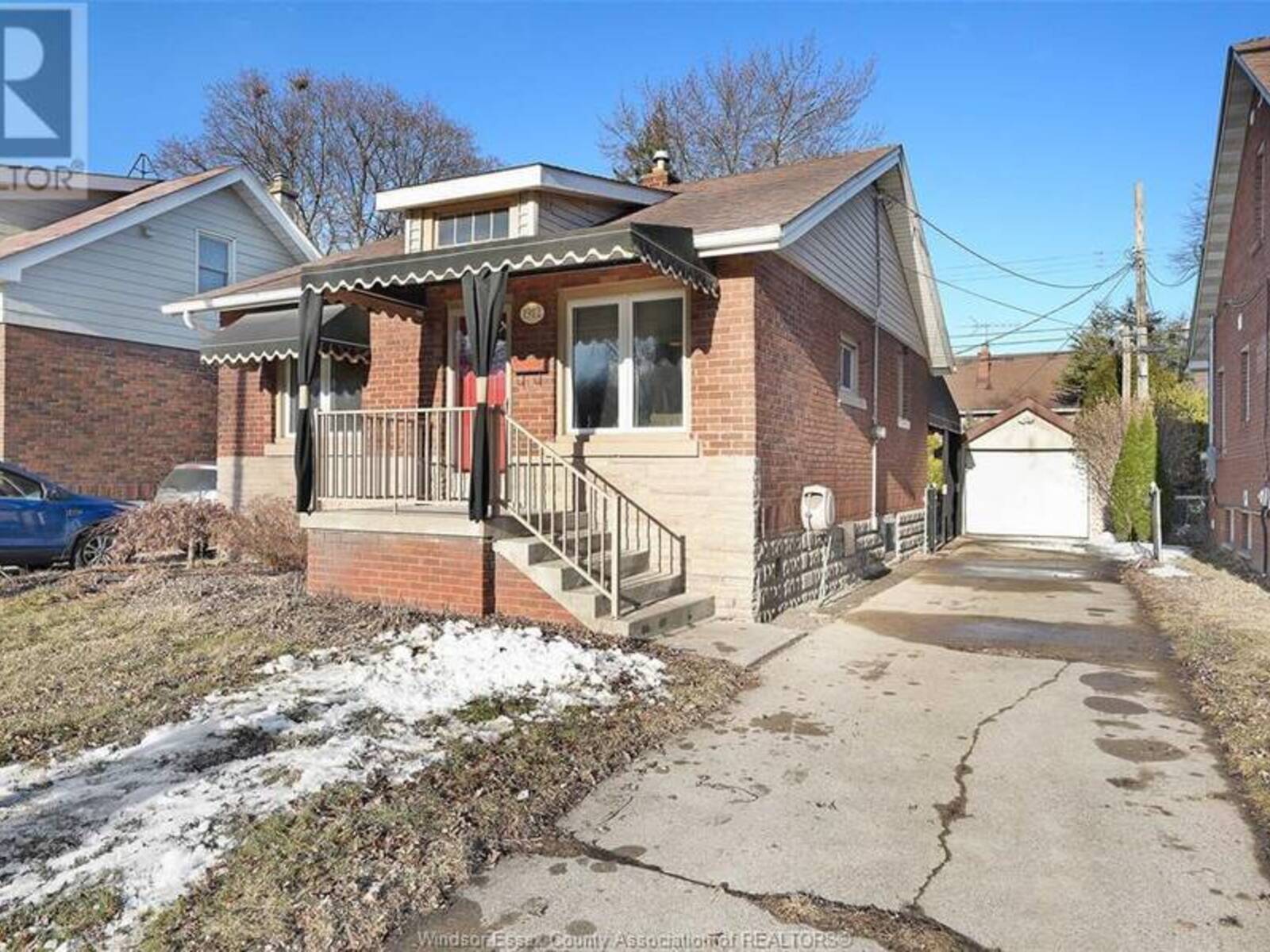 1912 George, Windsor, Ontario N8W 4M1