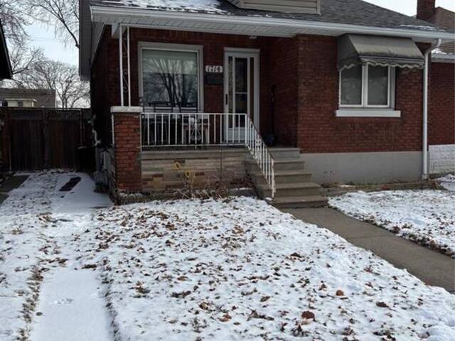 1714 GLADSTONE AVENUE Windsor Ontario, N9A 4X7 - 2 Bedrooms Home For Sale