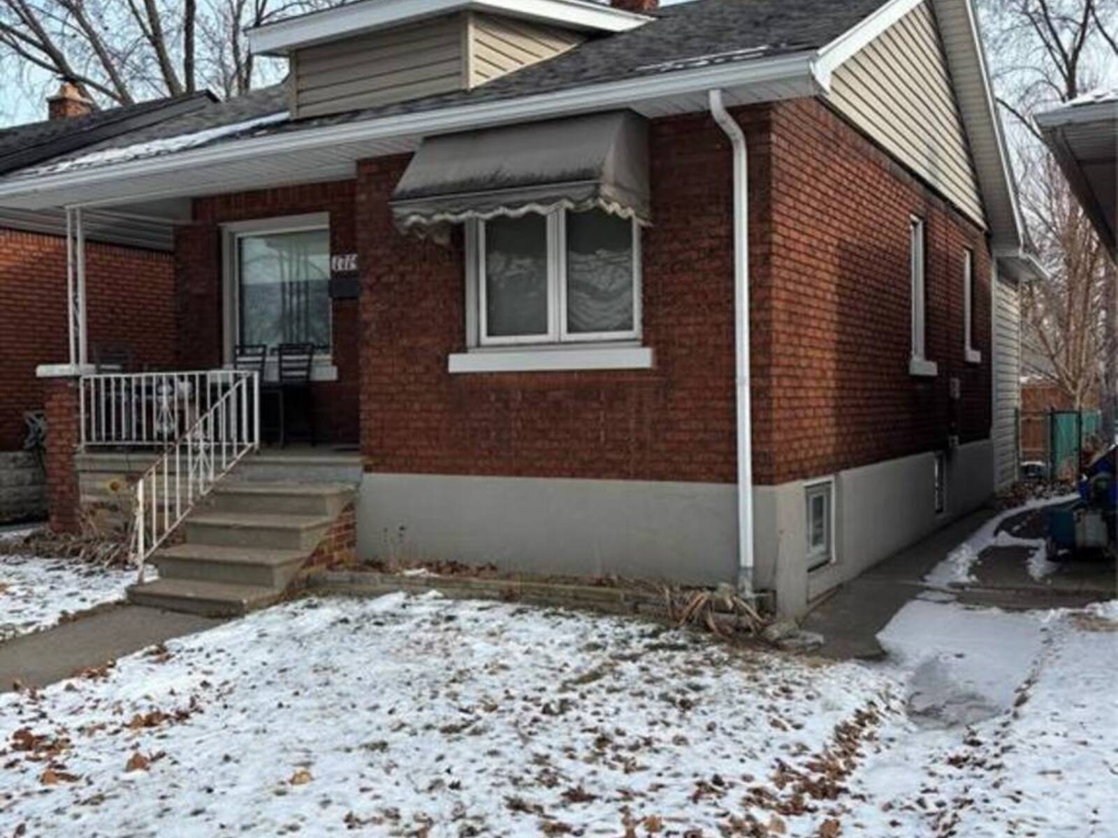 1714 GLADSTONE AVENUE, Windsor, Ontario N9A 4X7