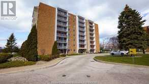 120 PICKERING DRIVE Unit# 607 | Amherstburg Ontario | Slide Image Three