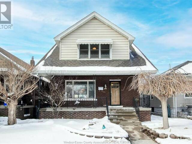 1423 ELSMERE Windsor Ontario, N8X 4H1 - Property For Sale