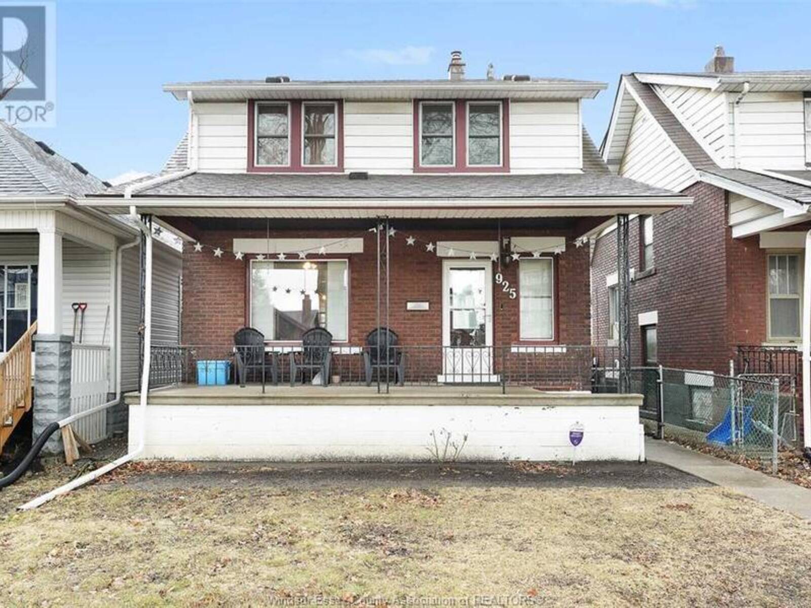 925 Bruce AVENUE, Windsor, Ontario N9A 4X8