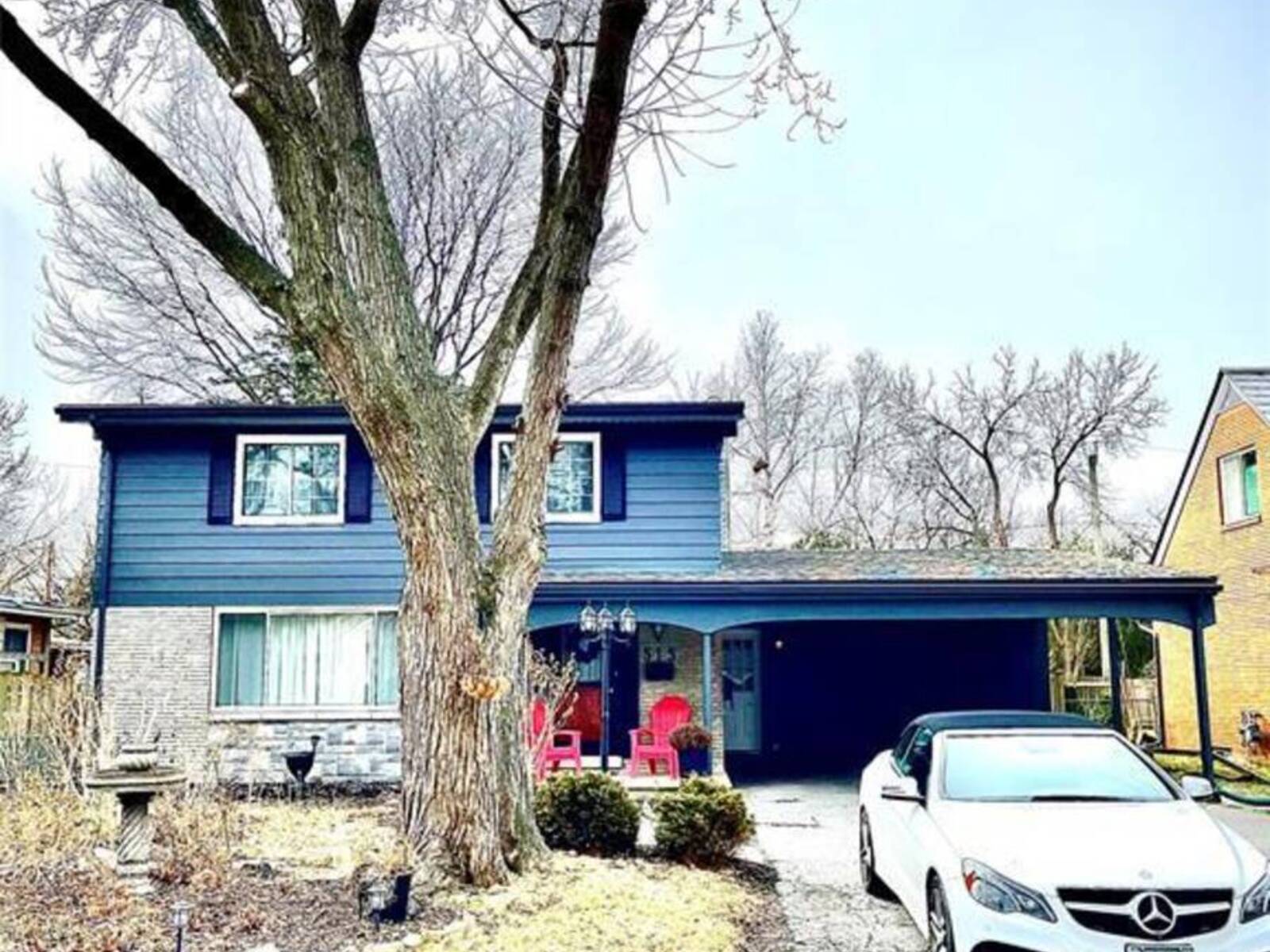 515 ROSELAWN DRIVE, Windsor, Ontario N9E 1K1