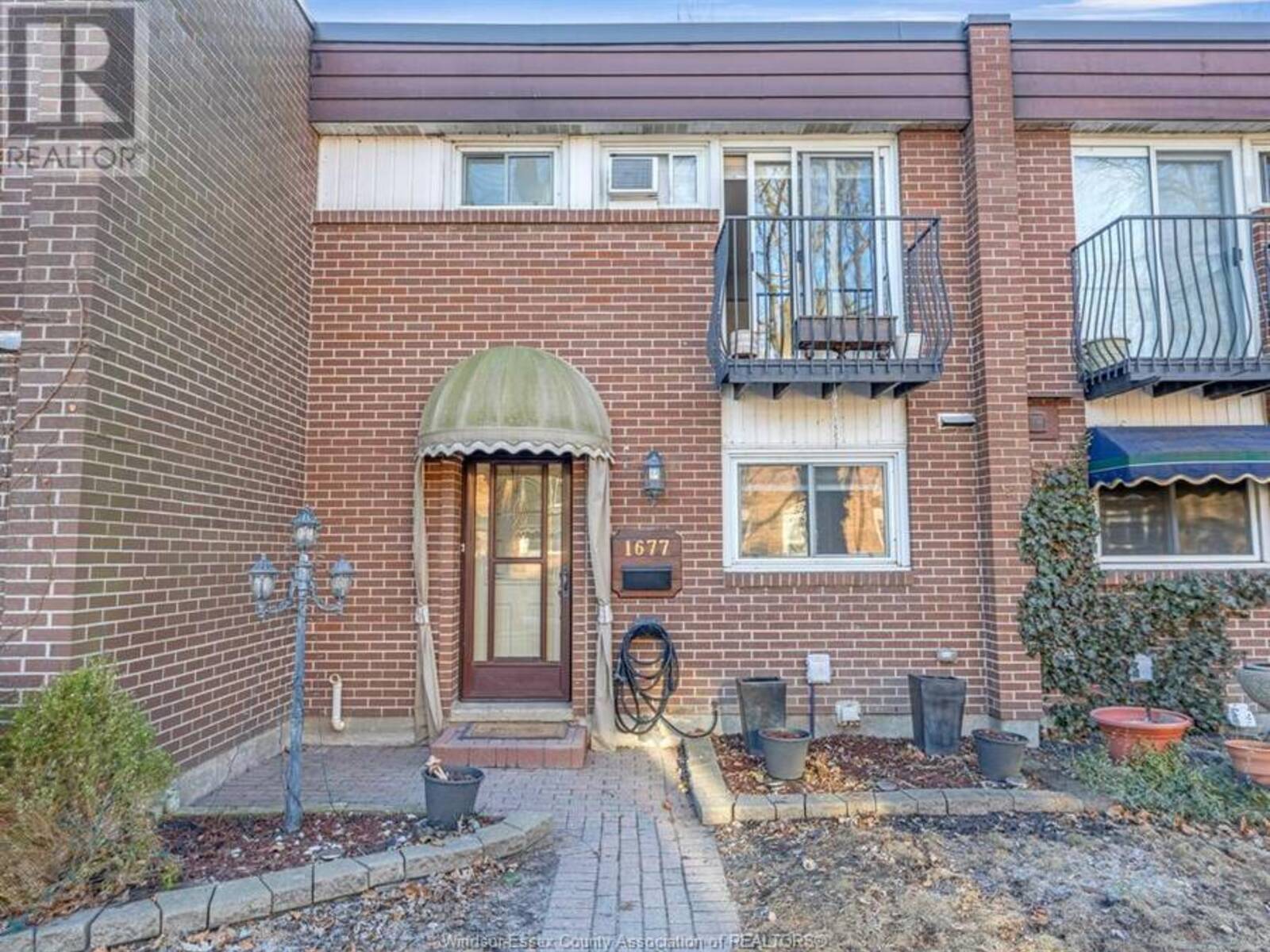 1677 EAST GATE ESTATES Unit# 54, Windsor, Ontario N8T 2S8