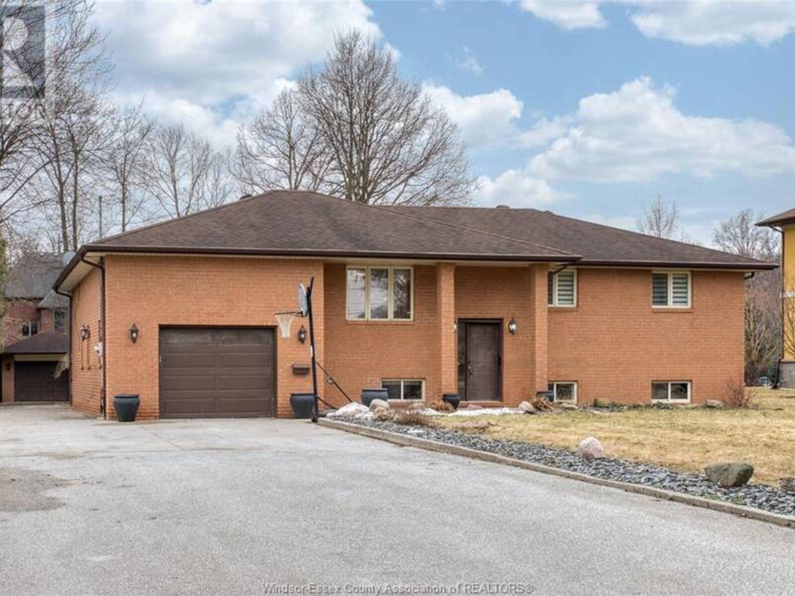 1340 REAUME ROAD, LaSalle, Ontario N9J 1C2