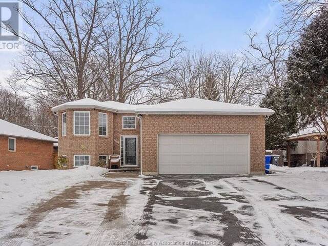 6860 MATCHETTE ROAD LaSalle Ontario, N9J 3H7 - 5 Bedrooms Home For Sale