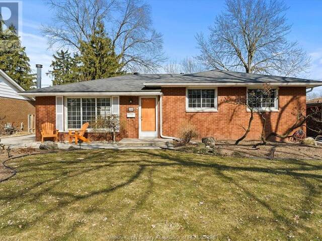 3360 RANKIN AVENUE Windsor Ontario, N9E 3C1 - 3 Bedrooms Home For Sale