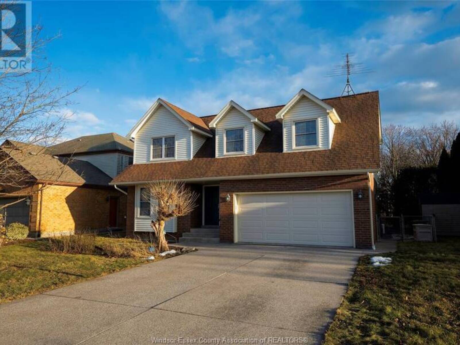 4055 VILLA BORGHESE DRIVE, Windsor, Ontario N9G 2K3