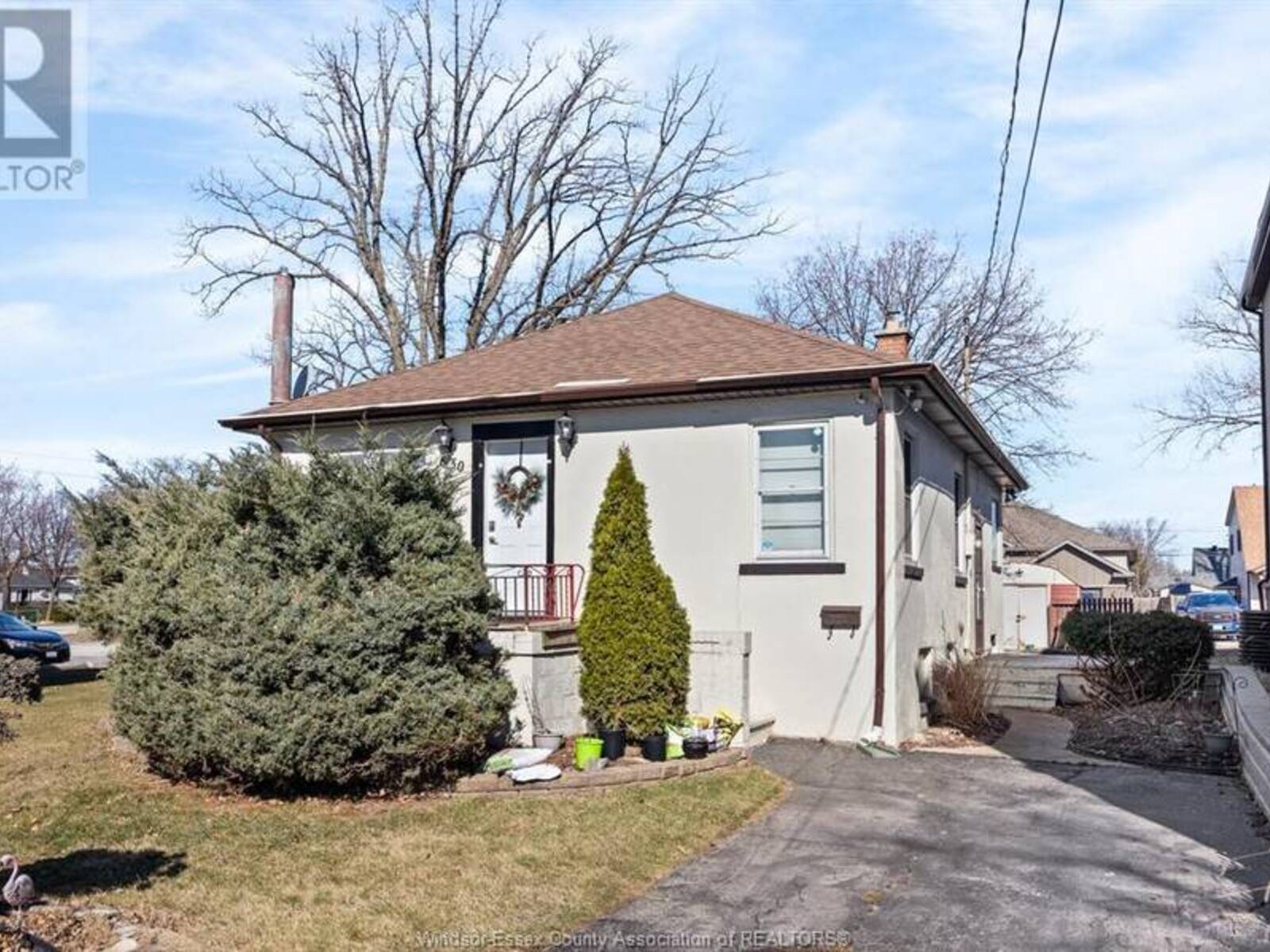 630 GRAND MARAIS East, Windsor, Ontario N8X 2H5