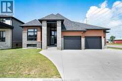 121 HAZEL CRESCENT | Kingsville Ontario | Slide Image One