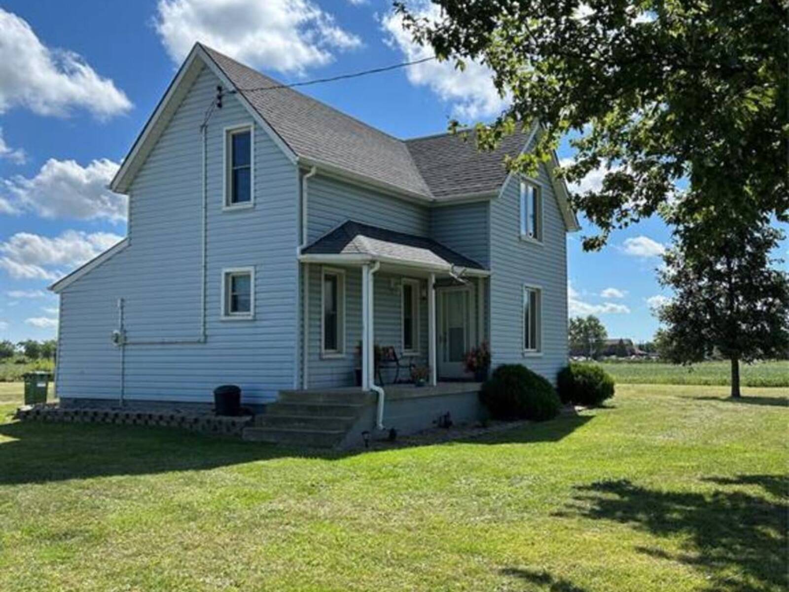 2124 COUNTY RD 12, Essex, Ontario N8M 2X6