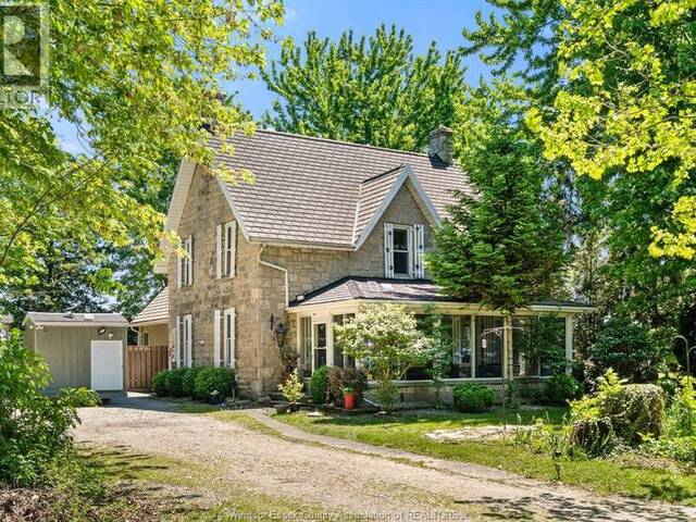 933 WEST SHORE ROAD Pelee Island Ontario, N0R 1M0 - 5 Bedrooms Waterfront Home For sale