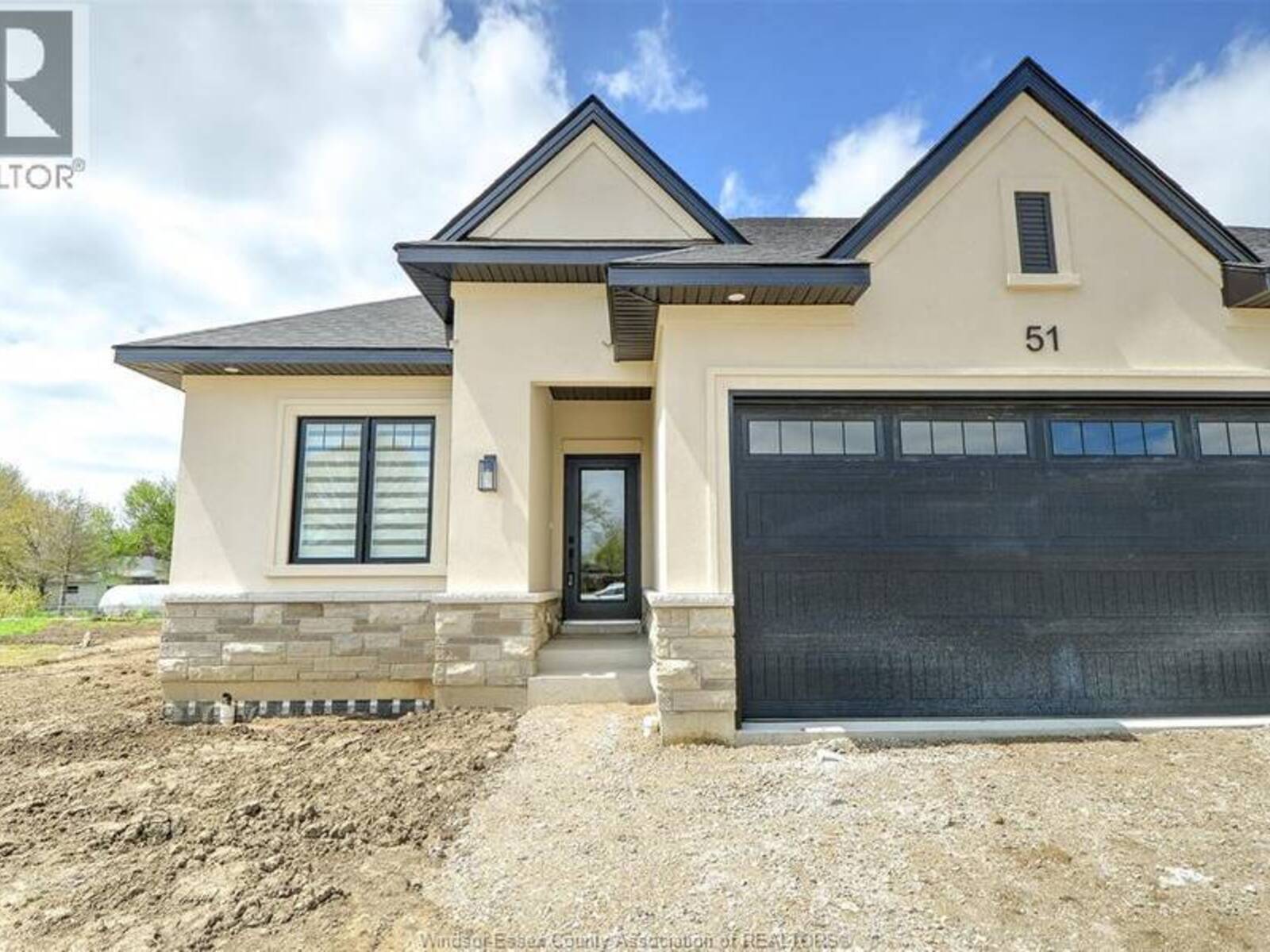 50 MULBERRY COURT, Amherstburg, Ontario N9V 1N3