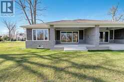 76 BOBLO ISLAND BOULEVARD | Amherstburg Ontario | Slide Image Four