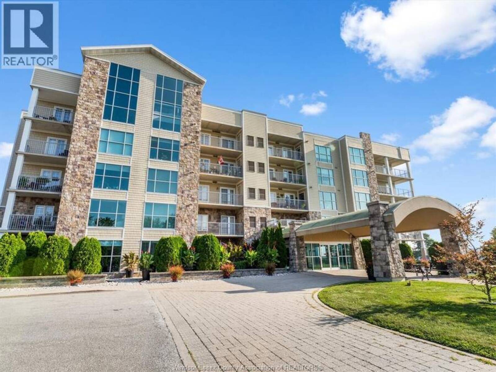 34 BOBLO ISLAND BOULEVARD Unit# 406, Amherstburg, Ontario N9V 0C4
