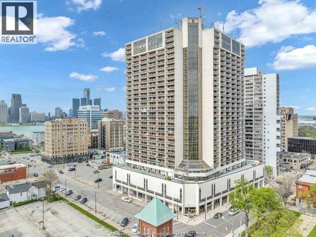 150 PARK STREET Unit# 2212 Windsor Ontario, N9A 7A2 - 2 Bedrooms Condo For Sale