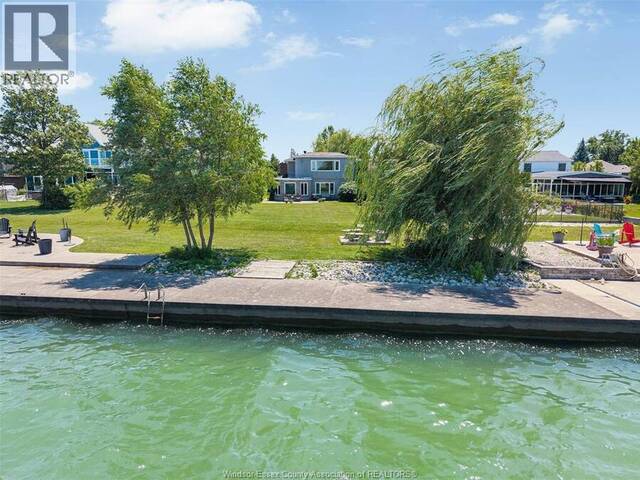 11830 RIVERSIDE DRIVE East Windsor Ontario, N8P 1A6 - 3 Bedrooms Waterfront Home For sale