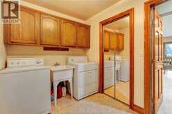 870 MCRAE AVENUE | Kingsville Ontario | Slide Image Sixteen