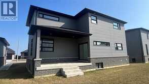 117 HAZEL CRESCENT | Kingsville Ontario | Slide Image Six